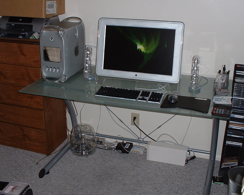 my%20desk.jpg